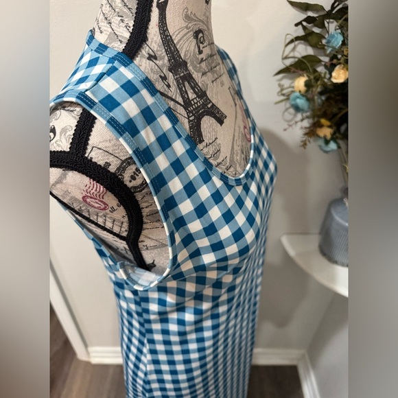 LuLaRoe Blue and White checkered Scoop Neck Cap Sleeve Maxi Dress size Medium - Picture 3 of 7